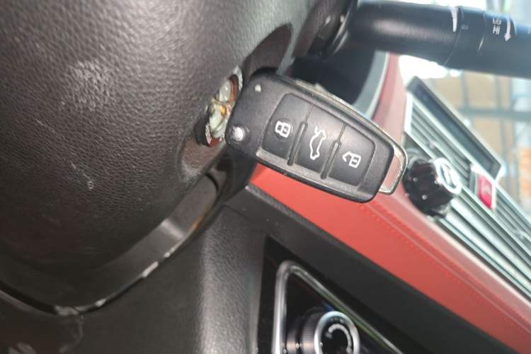 Used JAC Group Refine S2mini 2017 1.3L Sport Edition Interior 1