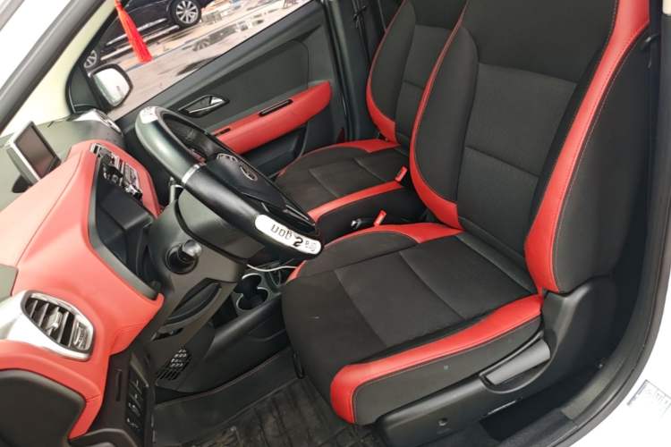 Used JAC Group Refine S2mini 2017 1.3L Sport Edition Left Front Seat