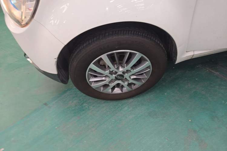 Used JAC Group Refine S2mini 2017 1.3L Sport Edition Left Front Wheel Hub