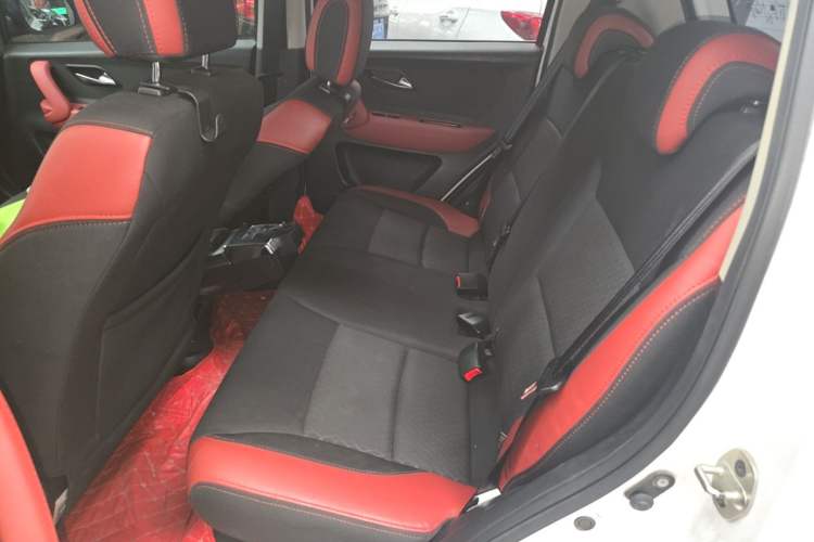 Used JAC Group Refine S2mini 2017 1.3L Sport Edition Left Rear Seat