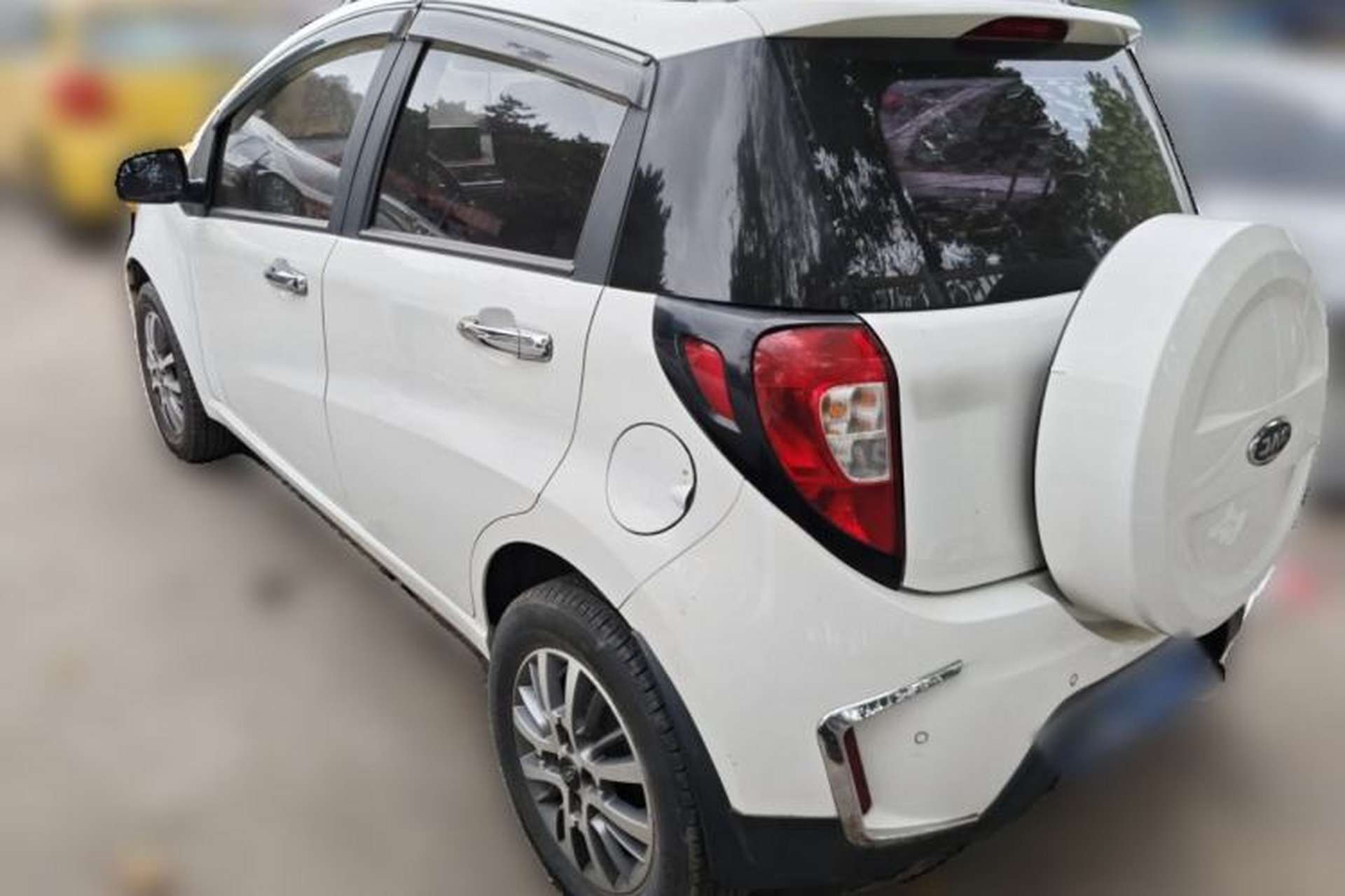Used JAC Group Refine S2mini 2017 1.3L Sport Edition Rear Left 45 Deg