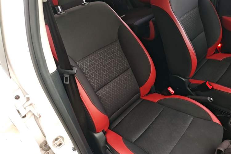 Used JAC Group Refine S2mini 2017 1.3L Sport Edition Right Front Seat
