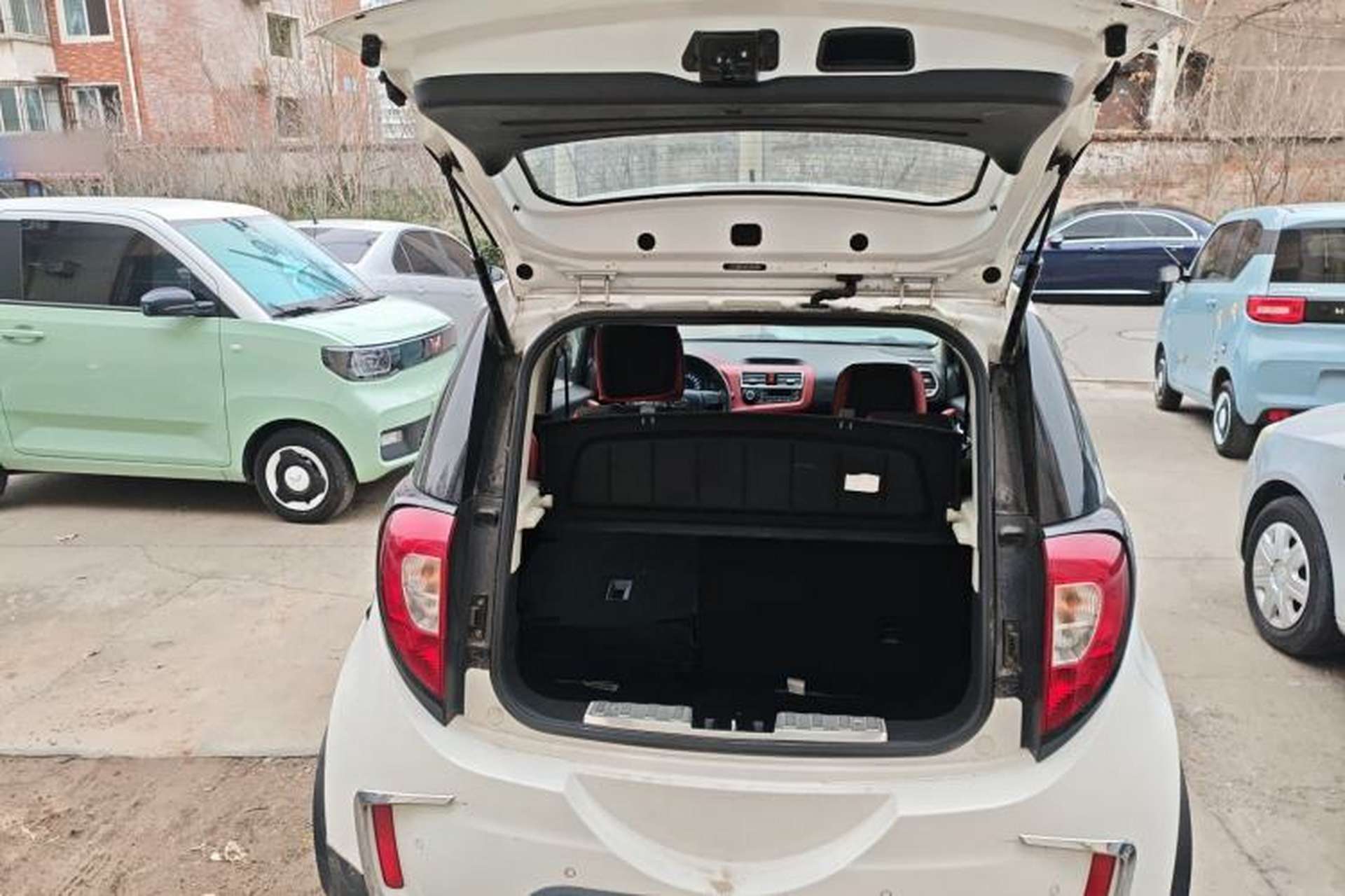 Used JAC Group Refine S2mini 2017 1.3L Youth Edition Trunk