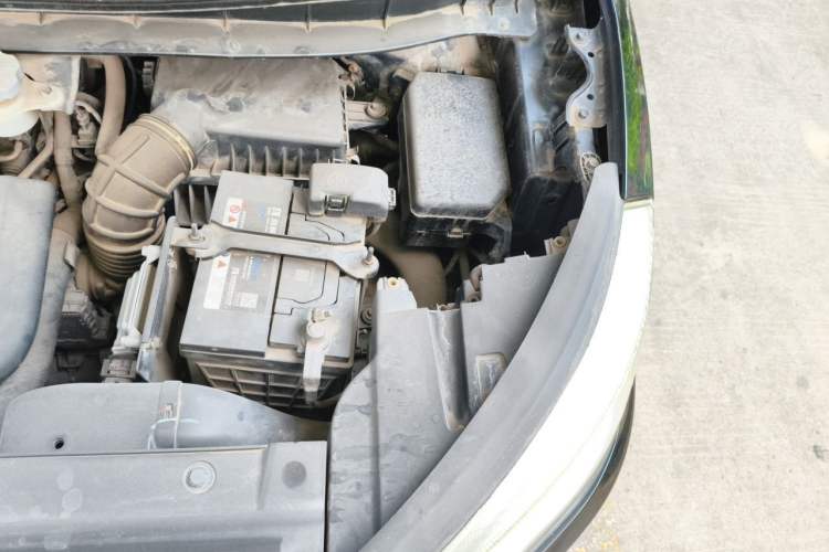 Used JAC Group Refine S3 2014 1.5L Manual Luxury Smart Model Engine Bay Left