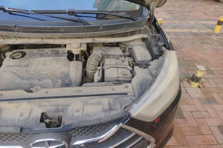 Used JAC Group Refine S3 2014 1.5L Manual Luxury Smart Model Engine Bay Left