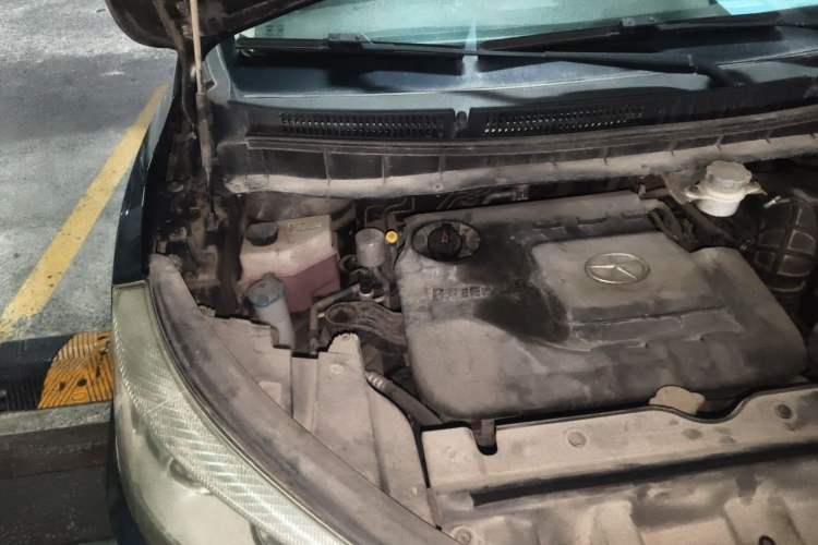 Used JAC Group Refine S3 2014 1.5L Manual Luxury Smart Model Engine Bay Right