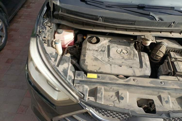 Used JAC Group Refine S3 2014 1.5L Manual Luxury Smart Model Engine Bay Right