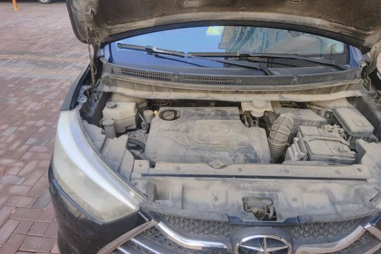 Used JAC Group Refine S3 2014 1.5L Manual Luxury Smart Model Engine Bay Right