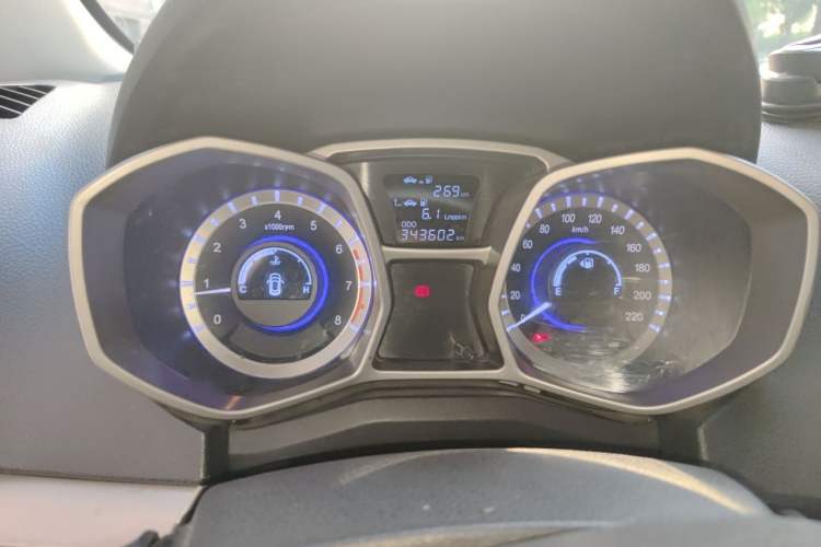 Used JAC Group Refine S3 2014 1.5L Manual Luxury Smart Model Odometer Close Up