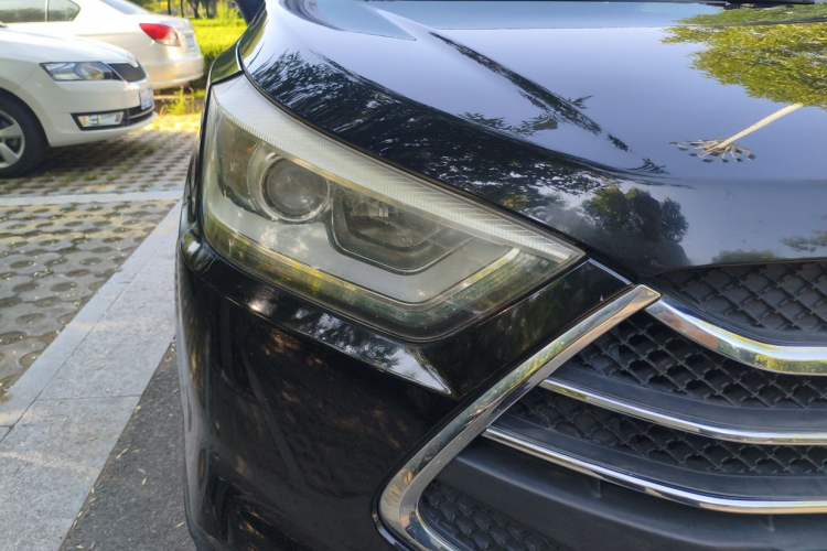 Used JAC Group Refine S3 2014 1.5L Manual Luxury Smart Model Right Front Headlight
