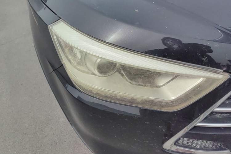 Used JAC Group Refine S3 2014 1.5L Manual Luxury Model Right Front Headlight