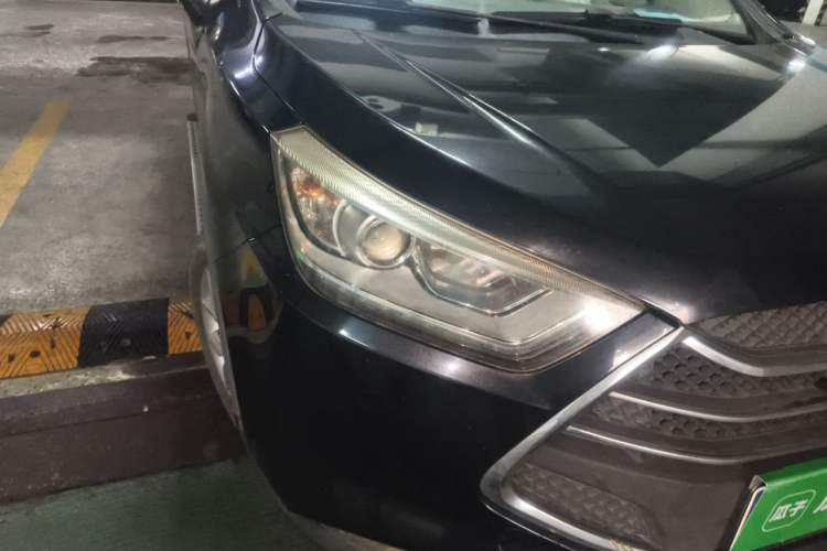 Used JAC Group Refine S3 2014 1.5L Manual Luxury Smart Model Right Front Headlight