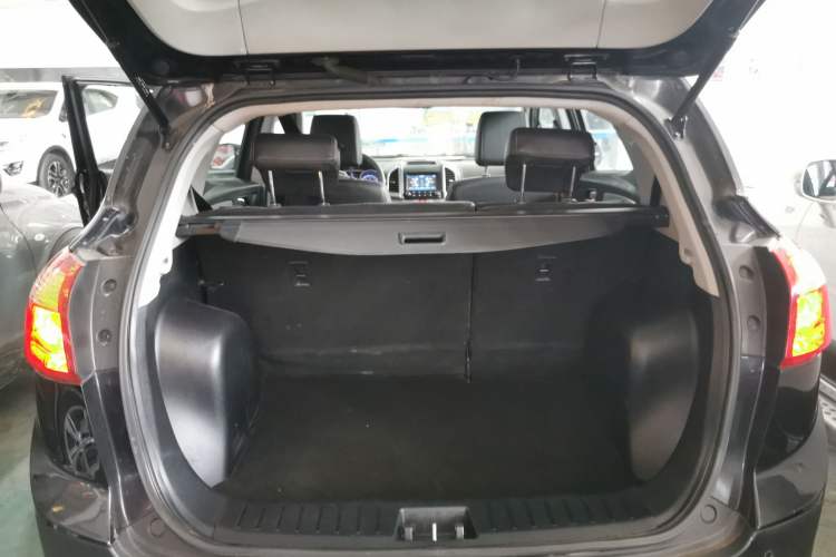 Used JAC Group Refine S3 2014 1.5L Manual Luxury Smart Model Trunk