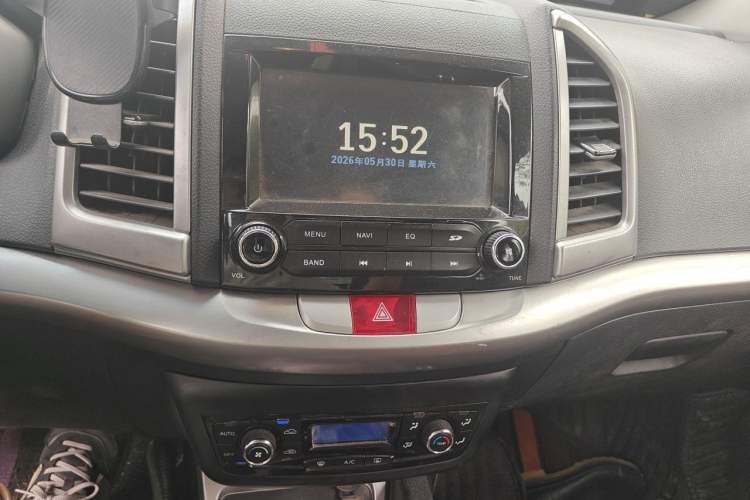 Used JAC Group Refine S3 2014 1.5L Manual Luxury Smart Model Audio And AC Panel