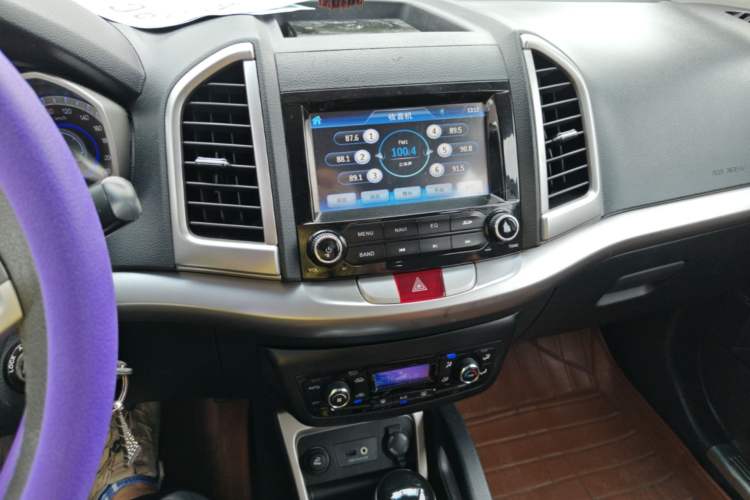 Used JAC Group Refine S3 2014 1.5L CVT Luxury Smart Model Audio And AC Panel