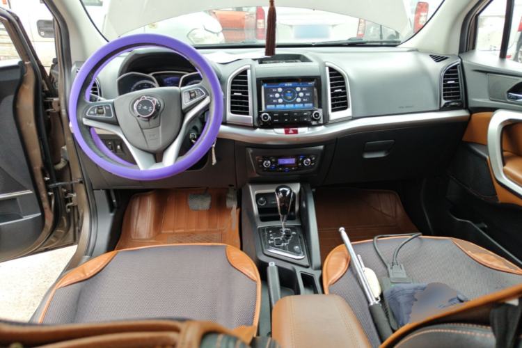 Used JAC Group Refine S3 2014 1.5L CVT Luxury Smart Model Center Console