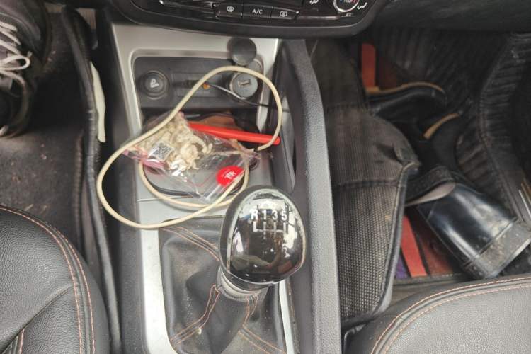 Used JAC Group Refine S3 2014 1.5L Manual Luxury Smart Model Gear Lever