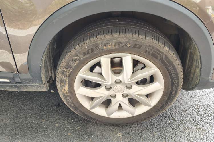 Used JAC Group Refine S3 2014 1.5L Manual Luxury Smart Model Right Front Wheel Hub