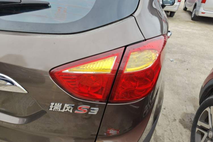 Used JAC Group Refine S3 2014 1.5L CVT Luxury Smart Model Right Rear Taillight