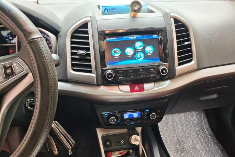 Used JAC Group Refine S3 2014 1.5L Manual Luxury Smart Model Audio And AC Panel