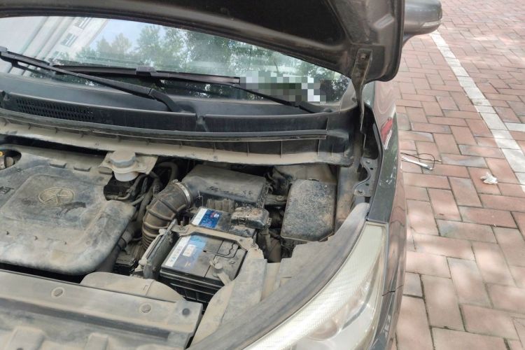 Used JAC Group Refine S3 2014 1.5L Manual Luxury Smart Model Engine Bay Left