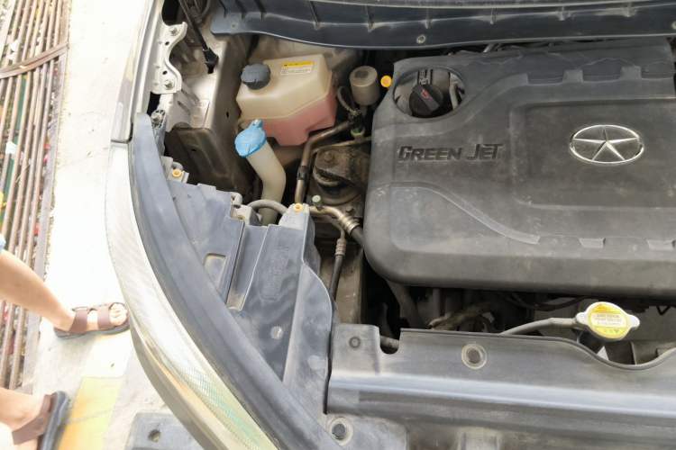 Used JAC Group Refine S3 2014 1.5L Manual Luxury Smart Model Engine Bay Right
