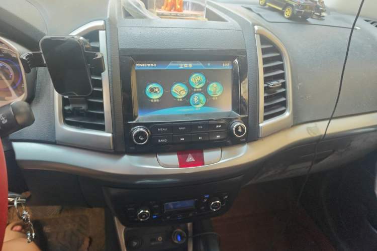 Used JAC Group Refine S3 2014 1.5L CVT Luxury Smart Model Audio And AC Panel