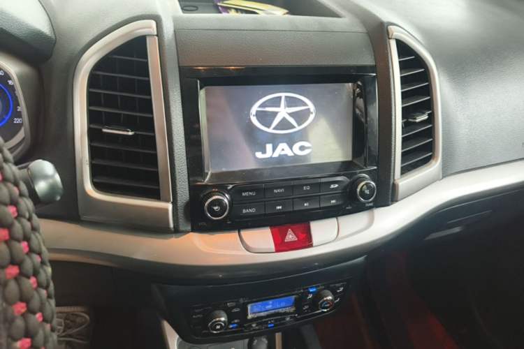 Used JAC Group Refine S3 2014 1.5L CVT Luxury Smart Model Audio And AC Panel