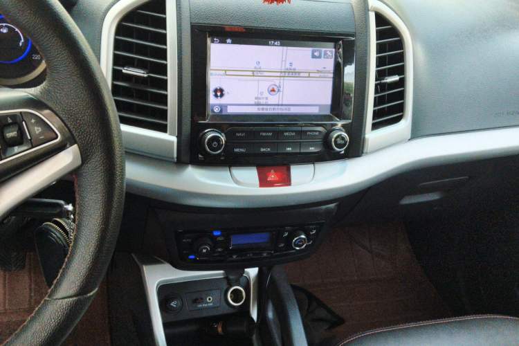 Used JAC Group Refine S3 2014 1.5L Manual Luxury Smart Model Audio And AC Panel