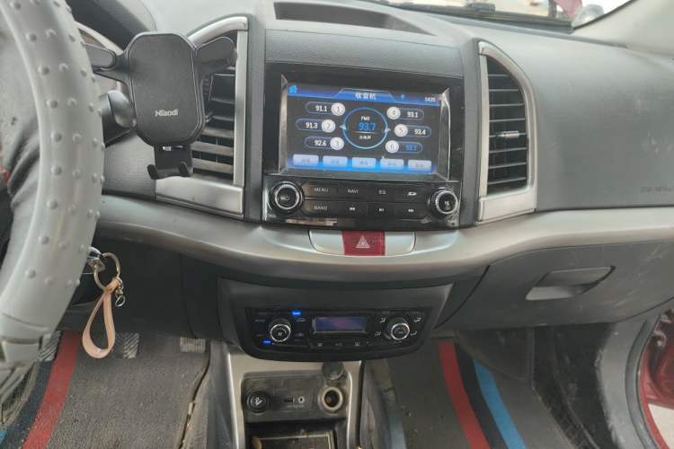 Used JAC Group Refine S3 2014 1.5L Manual Luxury Smart Model Audio And AC Panel