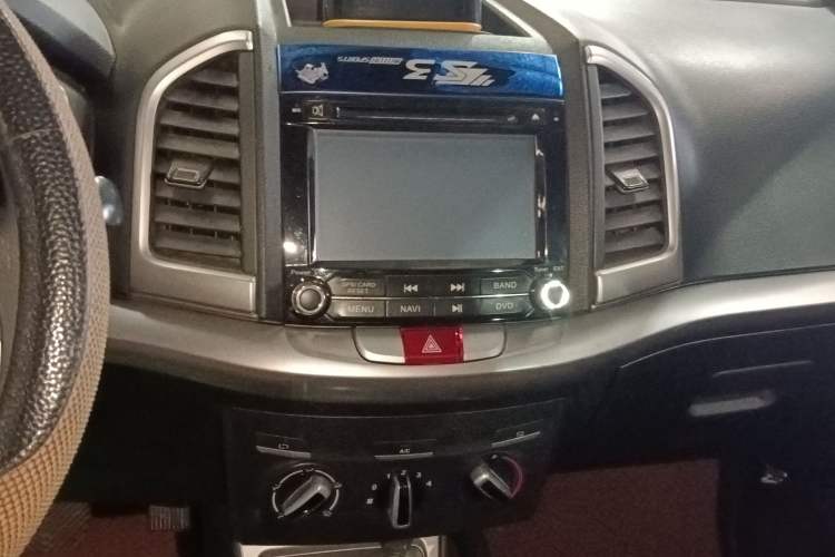 Used JAC Group Refine S3 2014 1.5L CVT Luxury Version Audio And AC Panel