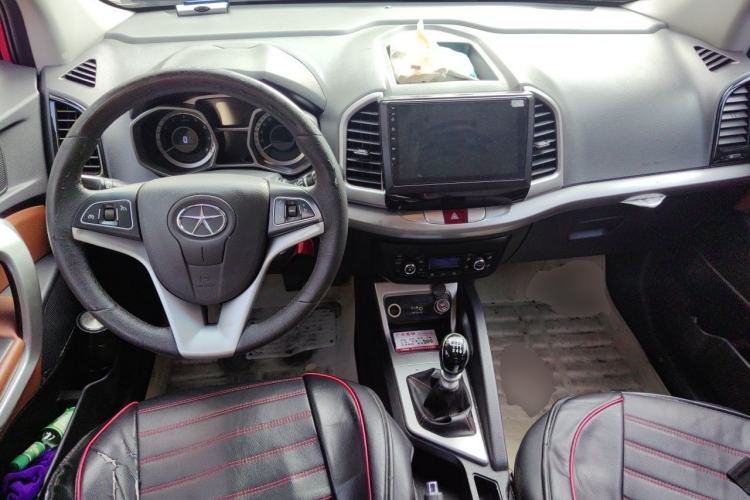 Used JAC Group Refine S3 2014 1.5L Manual Luxury Smart Model Center Console