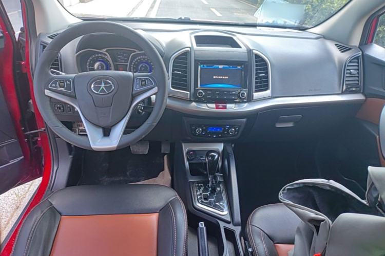 Used JAC Group Refine S3 2014 1.5L CVT Luxury Smart Model Center Console