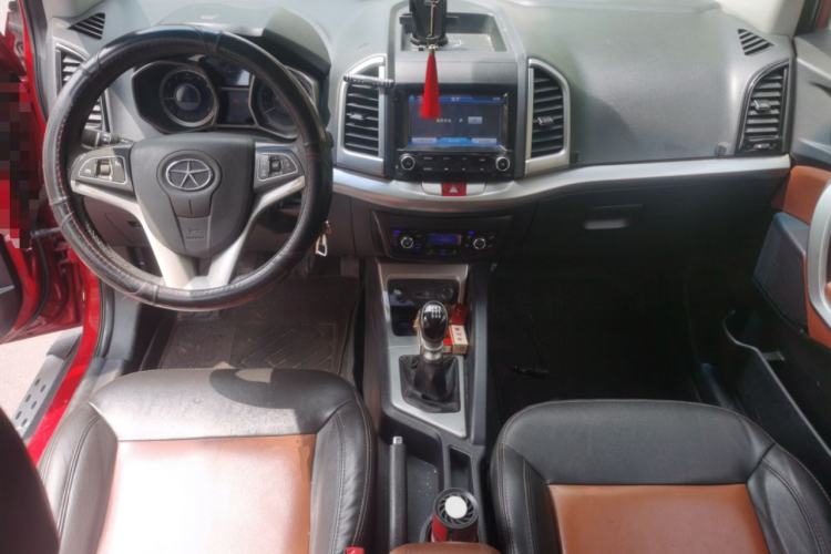 Used JAC Group Refine S3 2014 1.5L Manual Luxury Smart Model Center Console