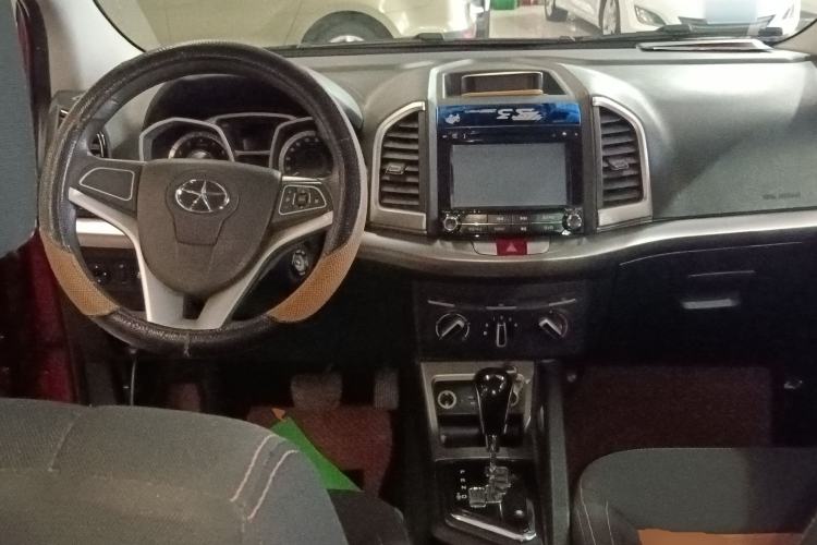 Used JAC Group Refine S3 2014 1.5L CVT Luxury Version Center Console