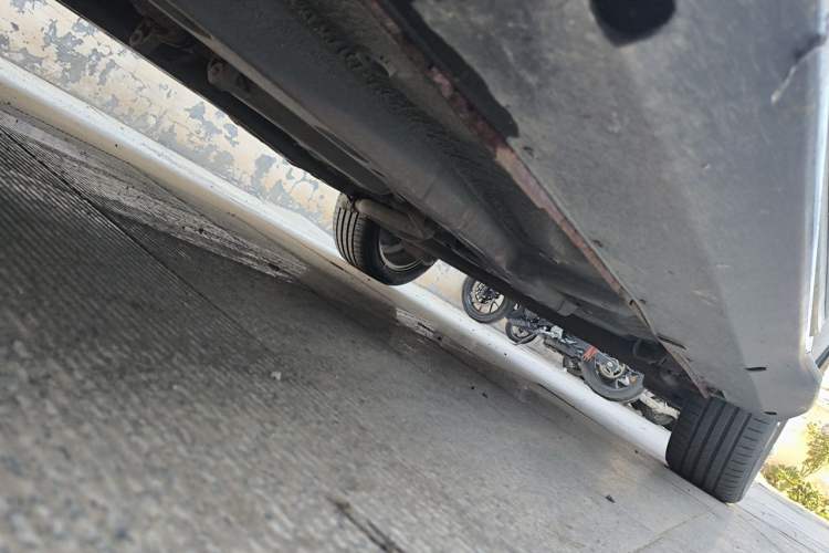 Used JAC Group Refine S3 2014 1.5L CVT Luxury Version Chassis Front Left