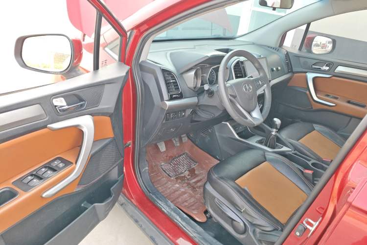 Used JAC Group Refine S3 2014 1.5L Manual Luxury Model Driver Seat