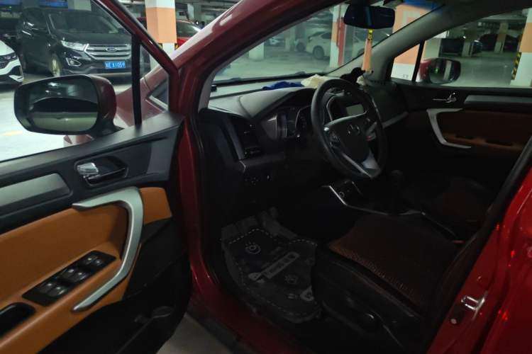 Used JAC Group Refine S3 2014 1.5L Manual Luxury Model Driver Seat