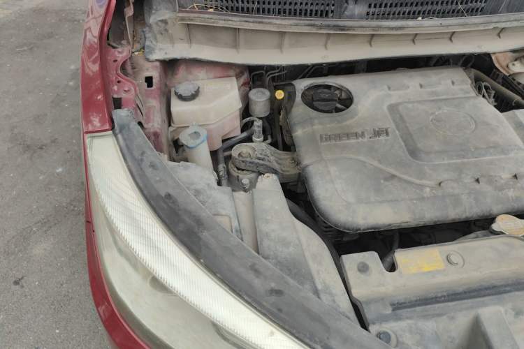 Used JAC Group Refine S3 2014 1.5L Manual Luxury Smart Model Engine Bay Right