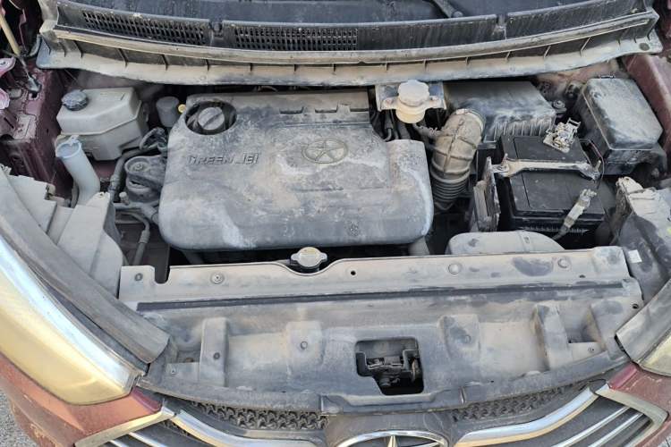 Used JAC Group Refine S3 2014 1.5L CVT Luxury Version Engine Bay