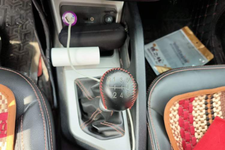 Used JAC Group Refine S3 2014 1.5L Manual Luxury Smart Model Gear Lever