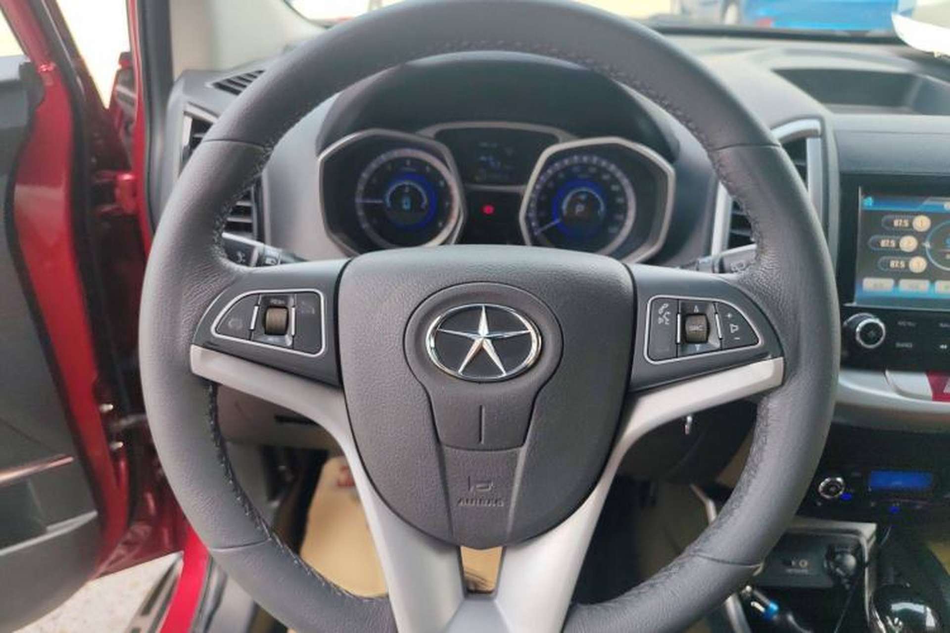 Used JAC Group Refine S3 2014 1.5L CVT Luxury Smart Model Interior 6