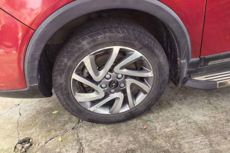 Used JAC Group Refine S3 2014 1.5L CVT Luxury Smart Model Left Front Wheel Hub