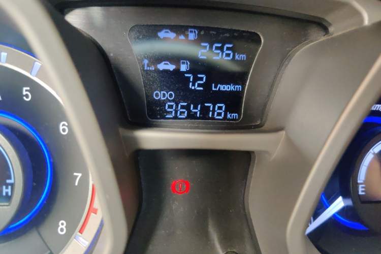 Used JAC Group Refine S3 2014 1.5L Manual Luxury Smart Model Odometer Close Up