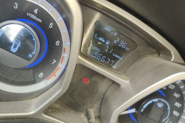 Used JAC Group Refine S3 2014 1.5L Manual Luxury Smart Model Odometer Close Up
