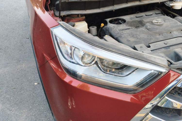 Used JAC Group Refine S3 2014 1.5L Manual Luxury Smart Model Right Front Headlight