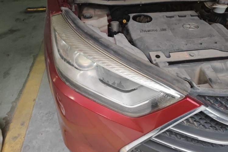 Used JAC Group Refine S3 2014 1.5L Manual Luxury Model Right Front Headlight