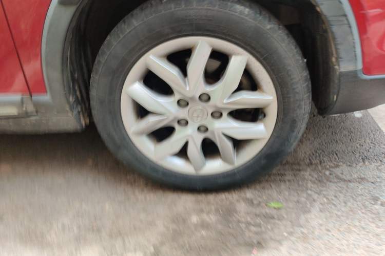 Used JAC Group Refine S3 2014 1.5L Manual Luxury Smart Model Right Front Wheel Hub