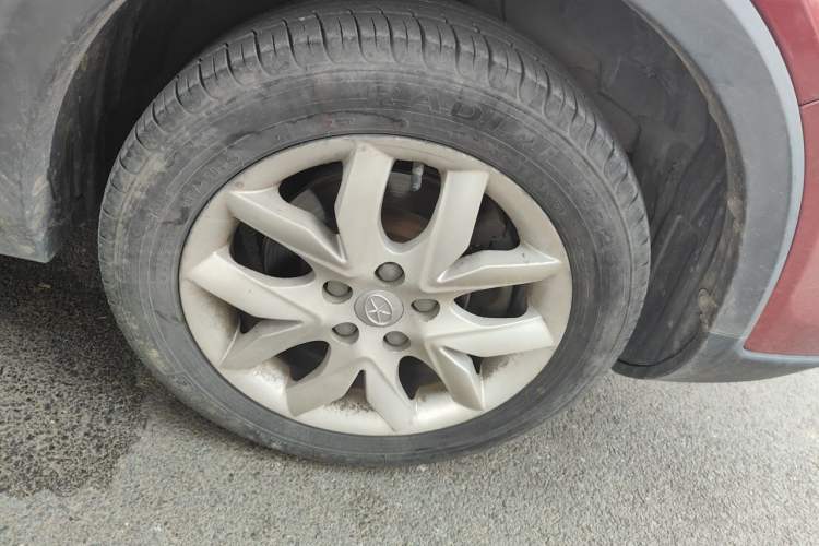 Used JAC Group Refine S3 2014 1.5L Manual Luxury Smart Model Right Front Wheel Hub