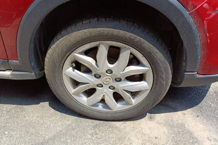 Used JAC Group Refine S3 2014 1.5L CVT Luxury Smart Model Right Front Wheel Hub